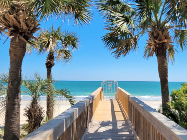 Luxury 5 Bedroom Beach Home- Steps to Beach